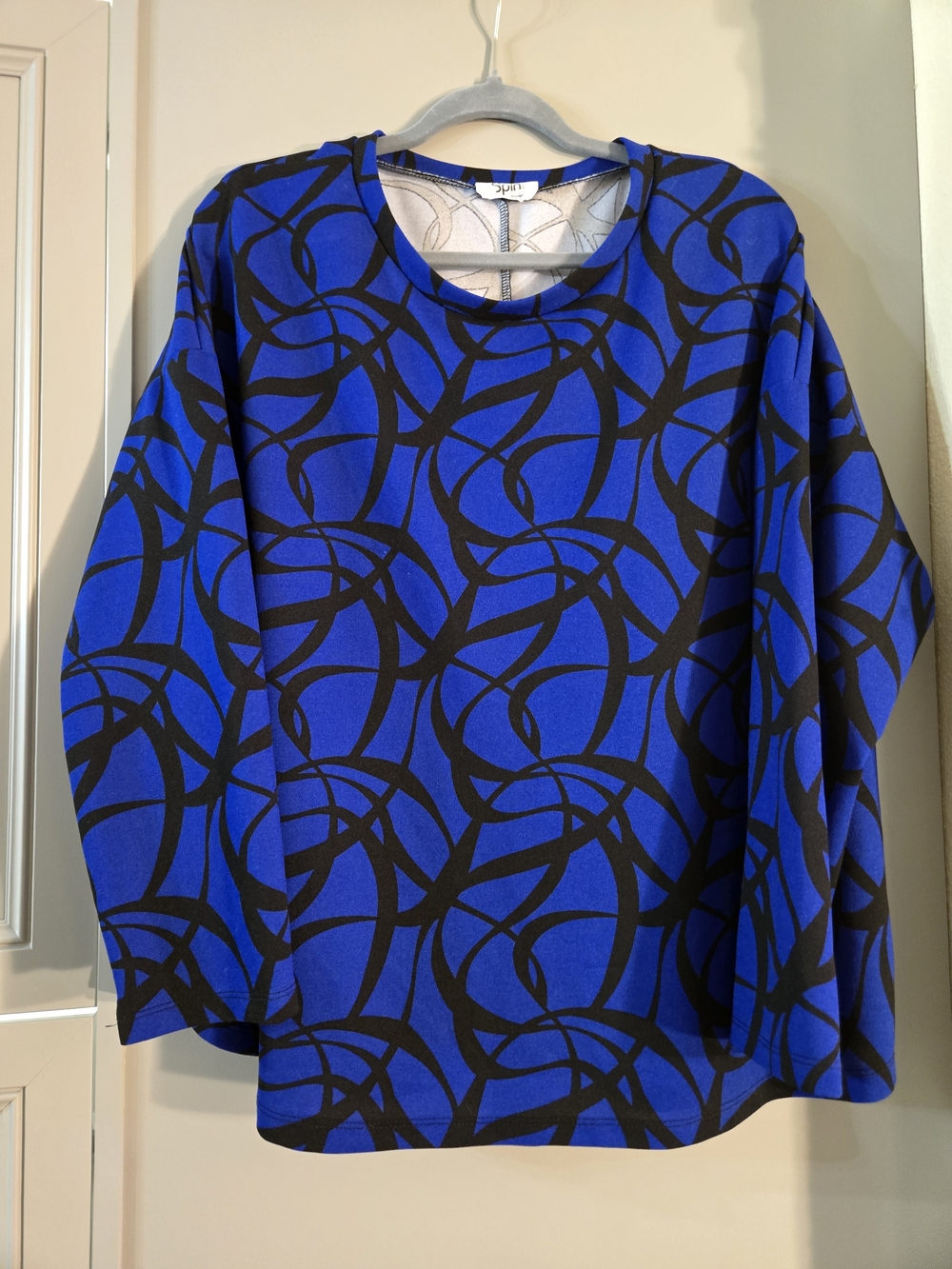 Spin USA Blue and Black Printed Top